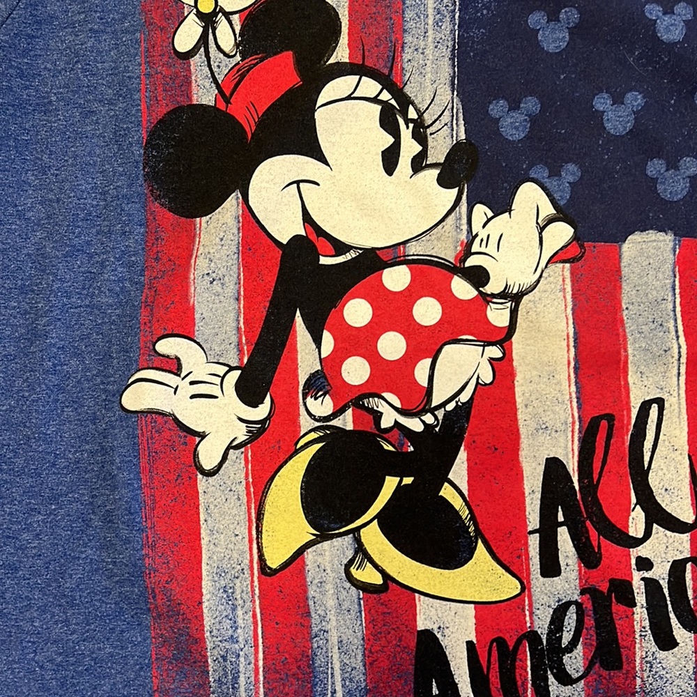 Disney T-Shirt. #1341 - Picture 2 of 5